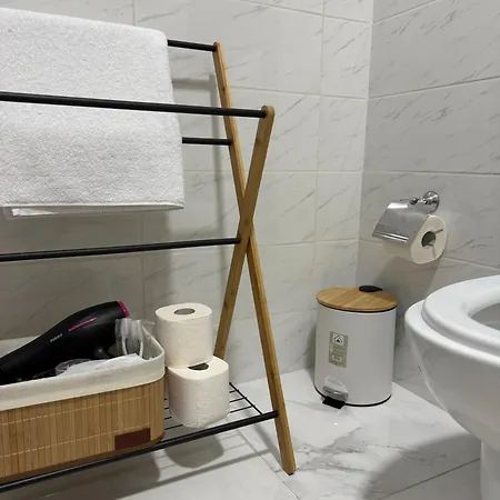 N&N Delijorgji Apartment Tirana *