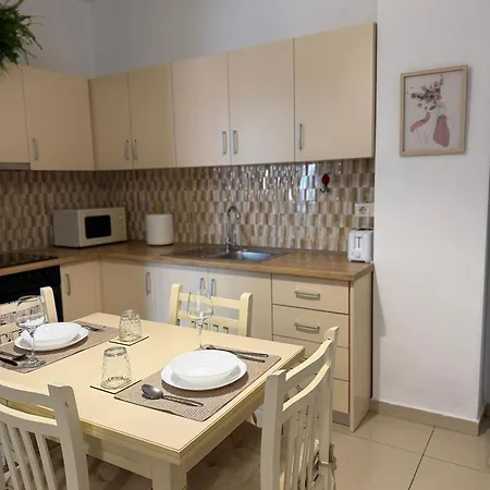 N&N Delijorgji Apartment Tirana Appartamento