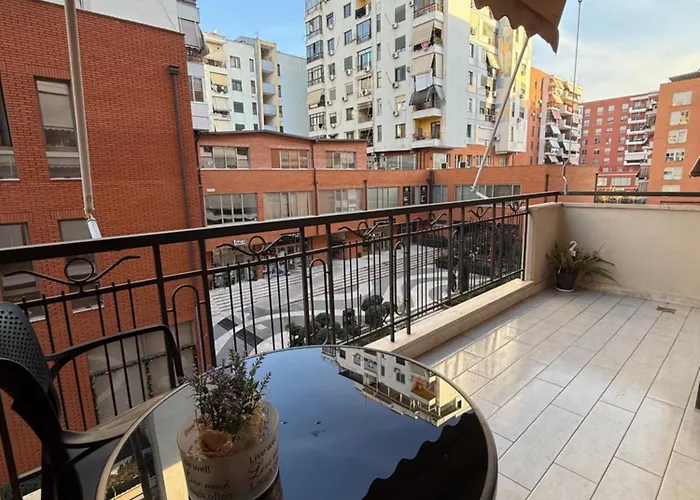 N&n Delijorgji Apartamento *